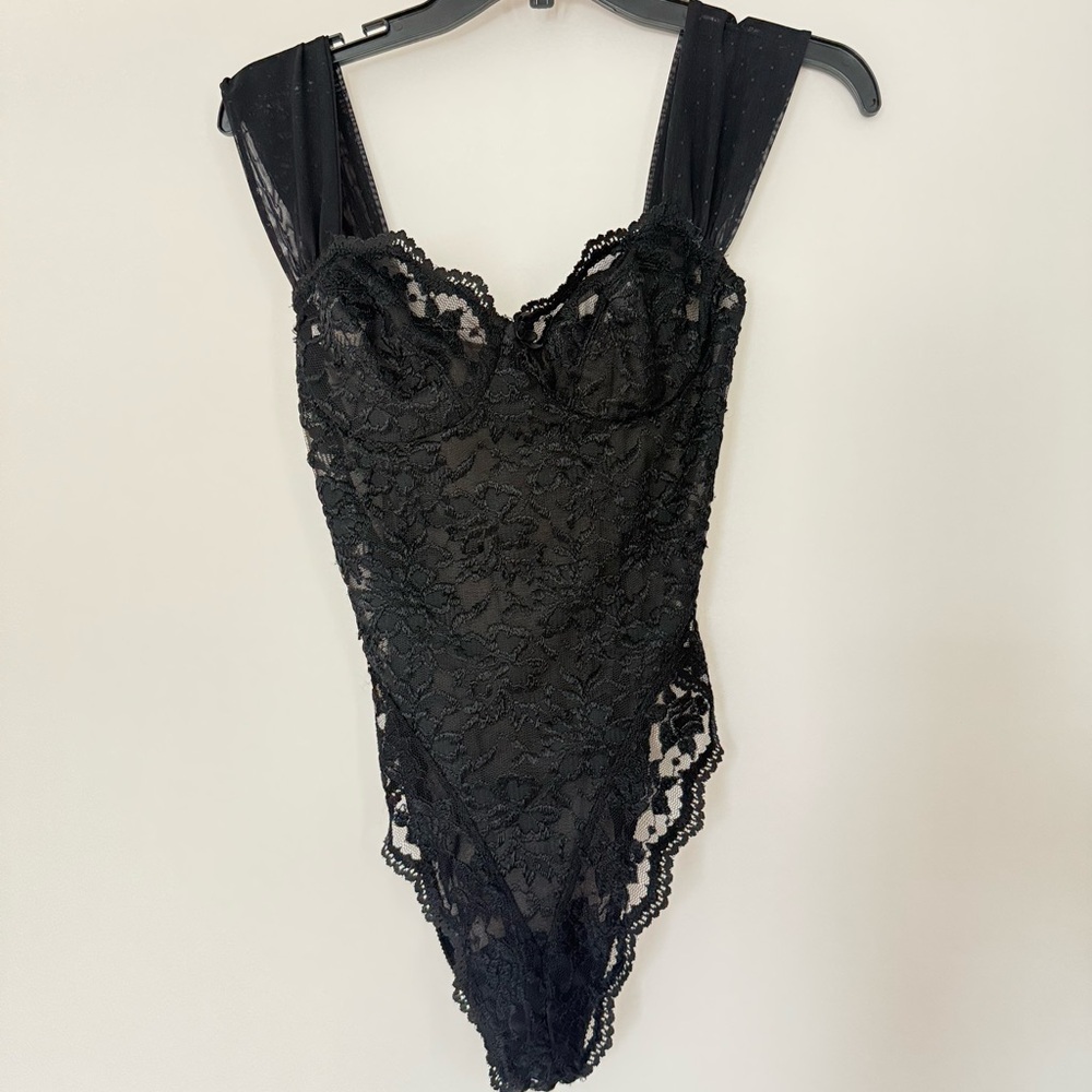 vassarette Black Lace Underwire Bodysuit Teddy
